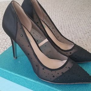Betsy Johnson Black Pumps